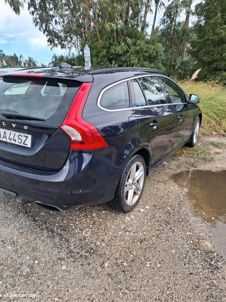 Volvo V60 D2 Momentum - 7