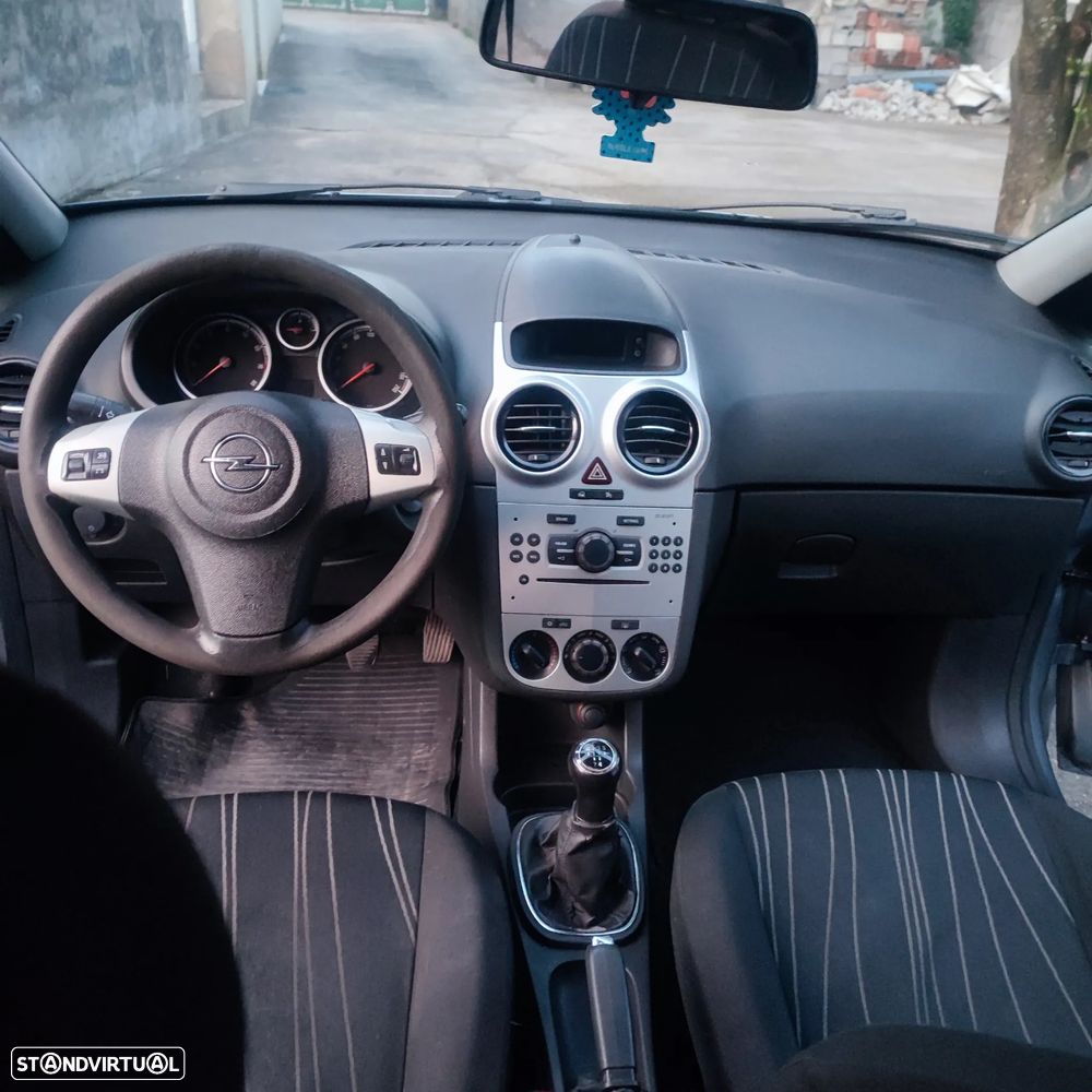 Opel Corsa 1.2 Cosmo - 5