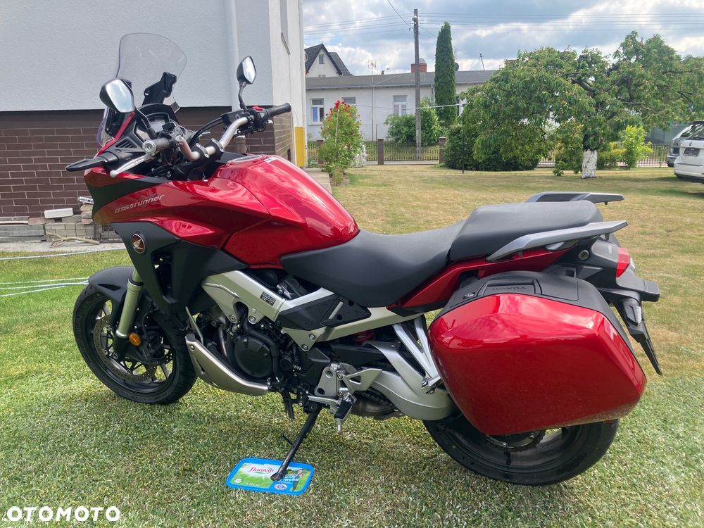 Honda VFR - 3