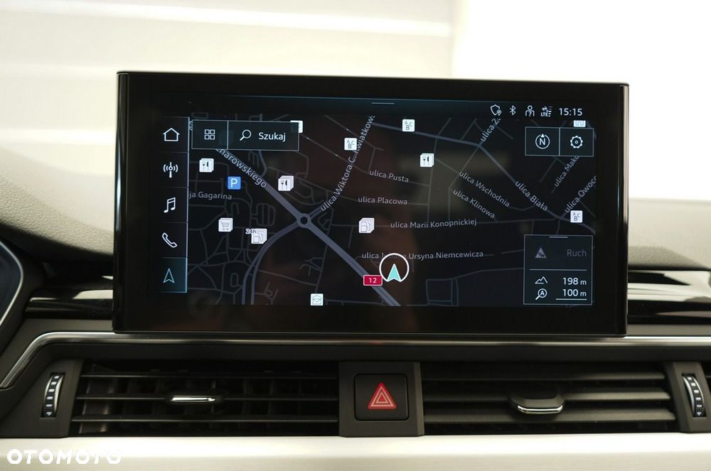 Audi A4 Limousine - 32