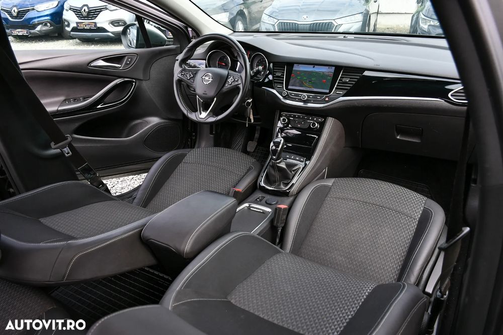 Opel Astra 1.6 D Start/Stop Innovation - 11