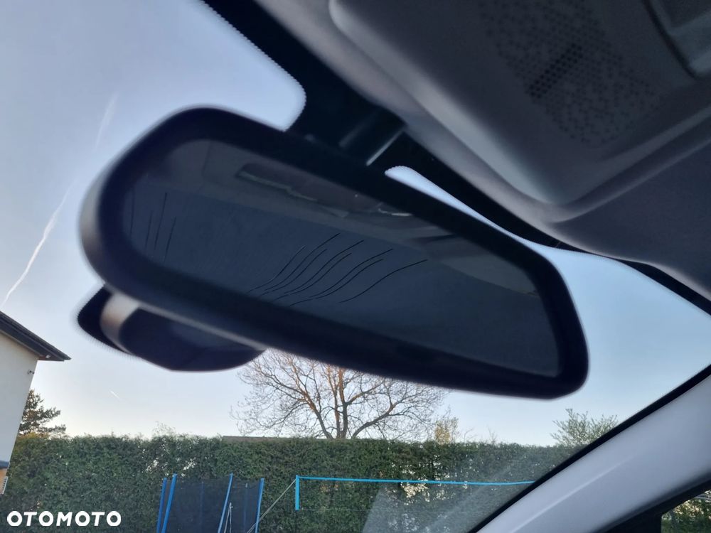 Peugeot 2008 PureTech 110 Stop&Start Allure - 20