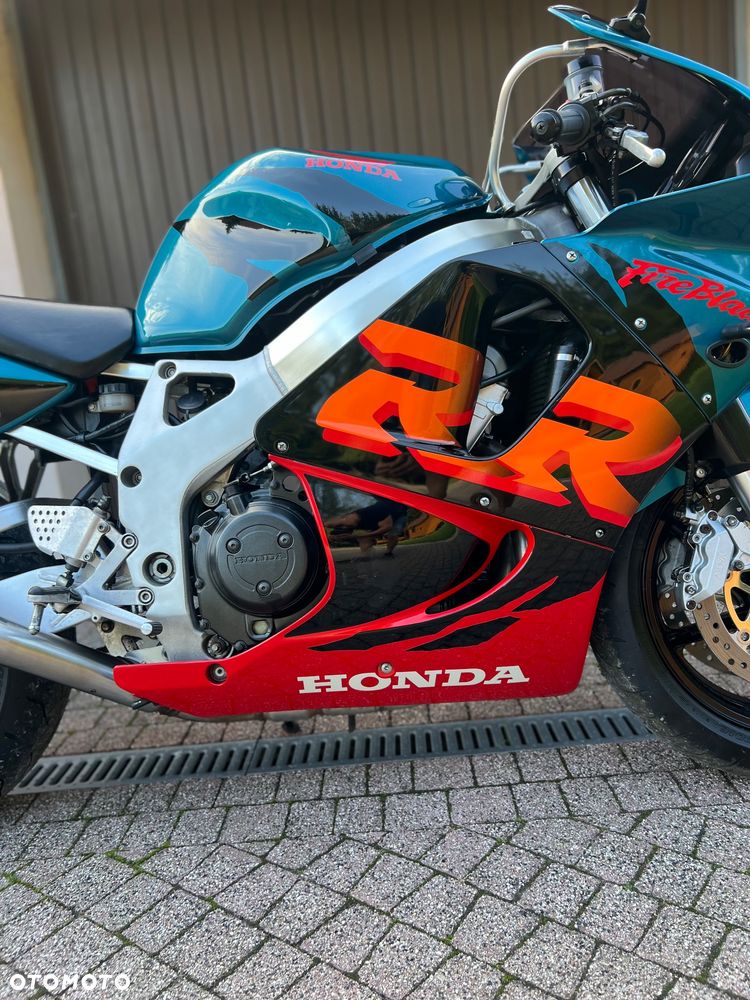 Honda CBR - 25