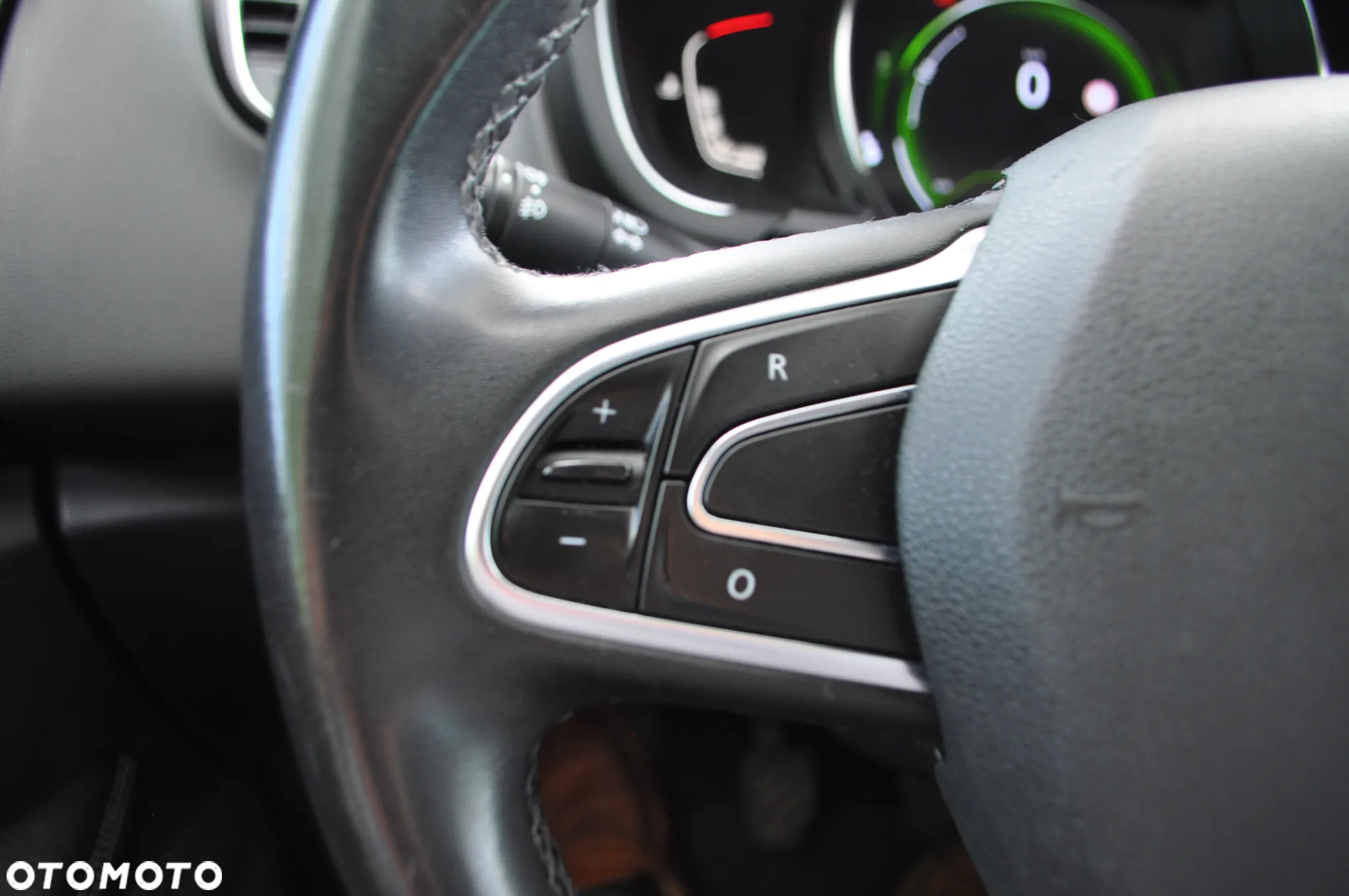 Renault Scenic TCe 140 GPF LIMITED - 30