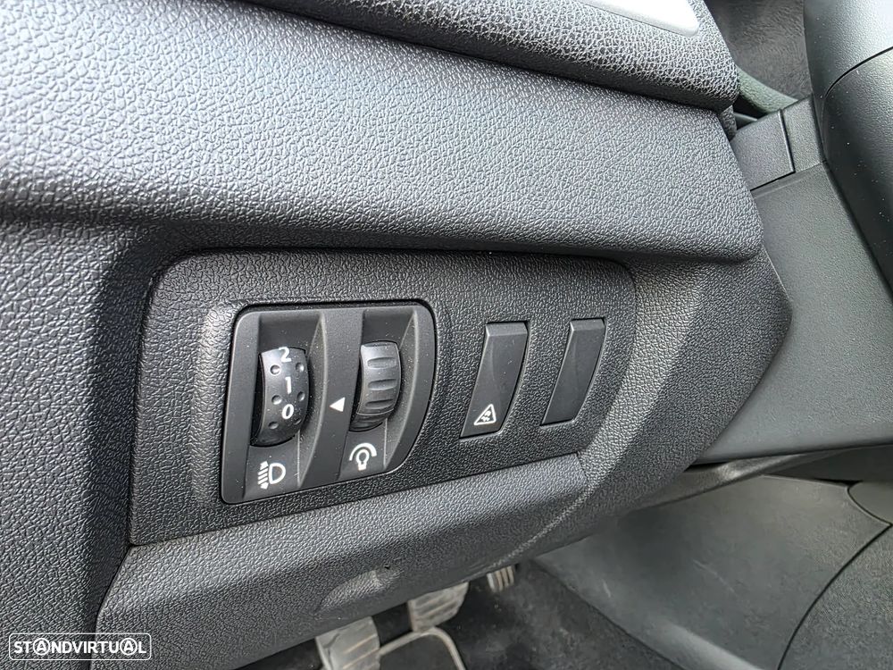 Renault Mégane Coupe 1.5 dCi Dynamique S - 11