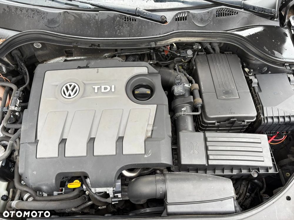Volkswagen Passat 1.6 TDI BlueMotion - 19