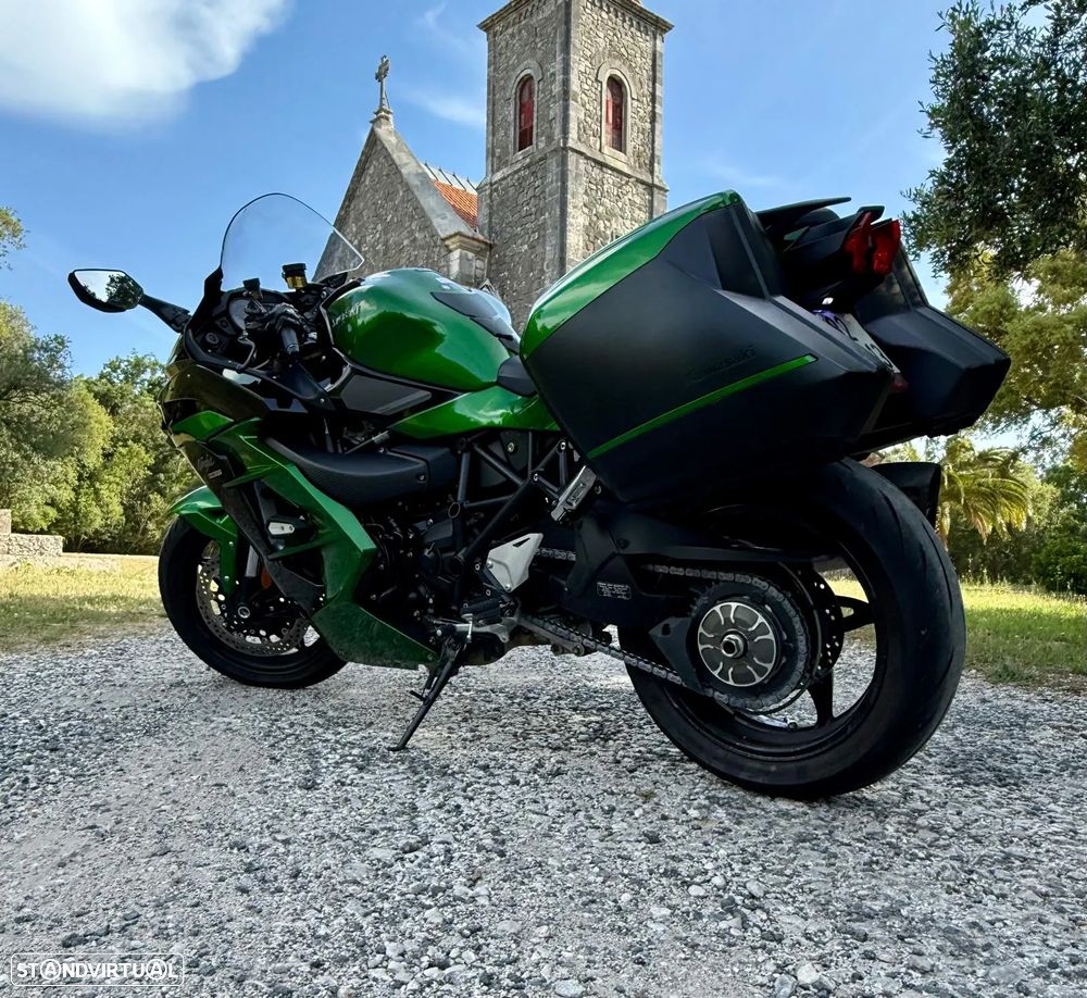 Kawasaki Ninja H2 SX Performance - 6