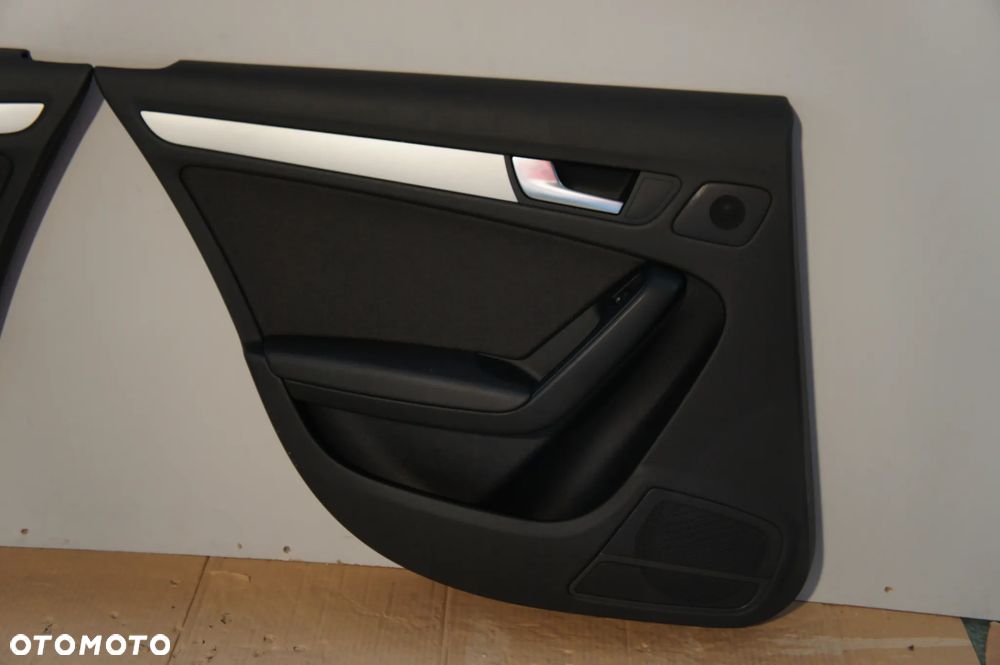 NR 22 Boczki drzwi do AUDI A4 B8 wstawki materiałowe - 6