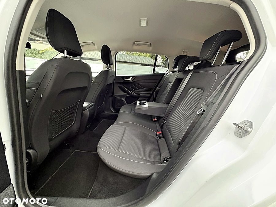 Ford Focus 1.5 EcoBlue Start-Stopp-System COOL&CONNECT - 18