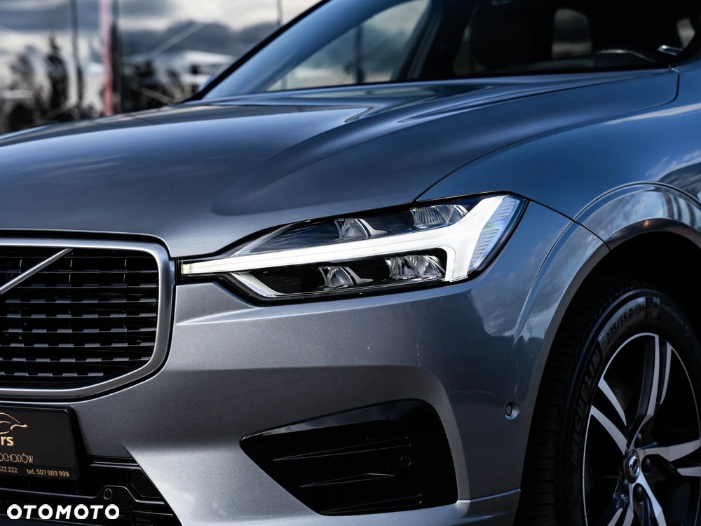 Volvo XC 60 B4 D AWD Plus Dark - 16