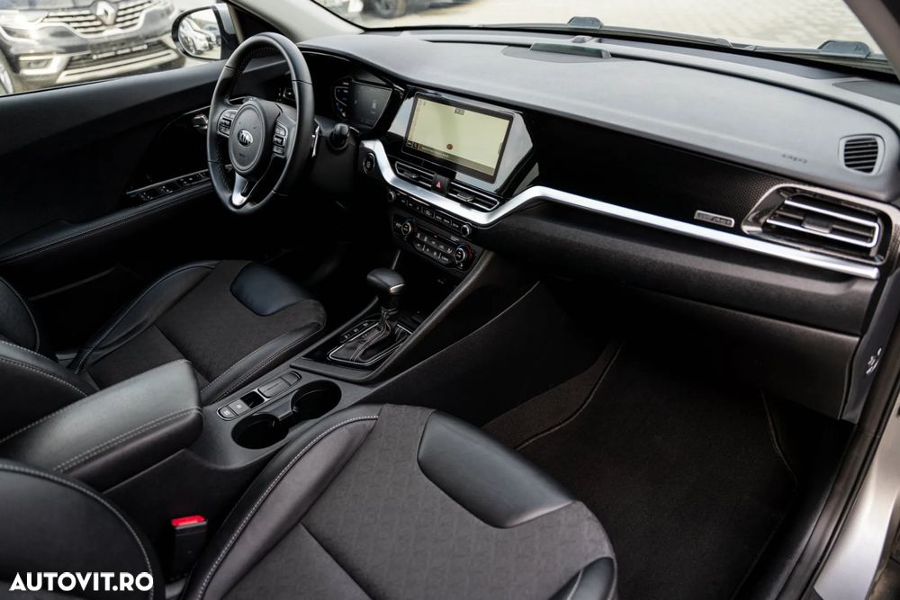 Kia Niro 1.6 GDI PHEV 2WD OPF Aut. Vision - 7