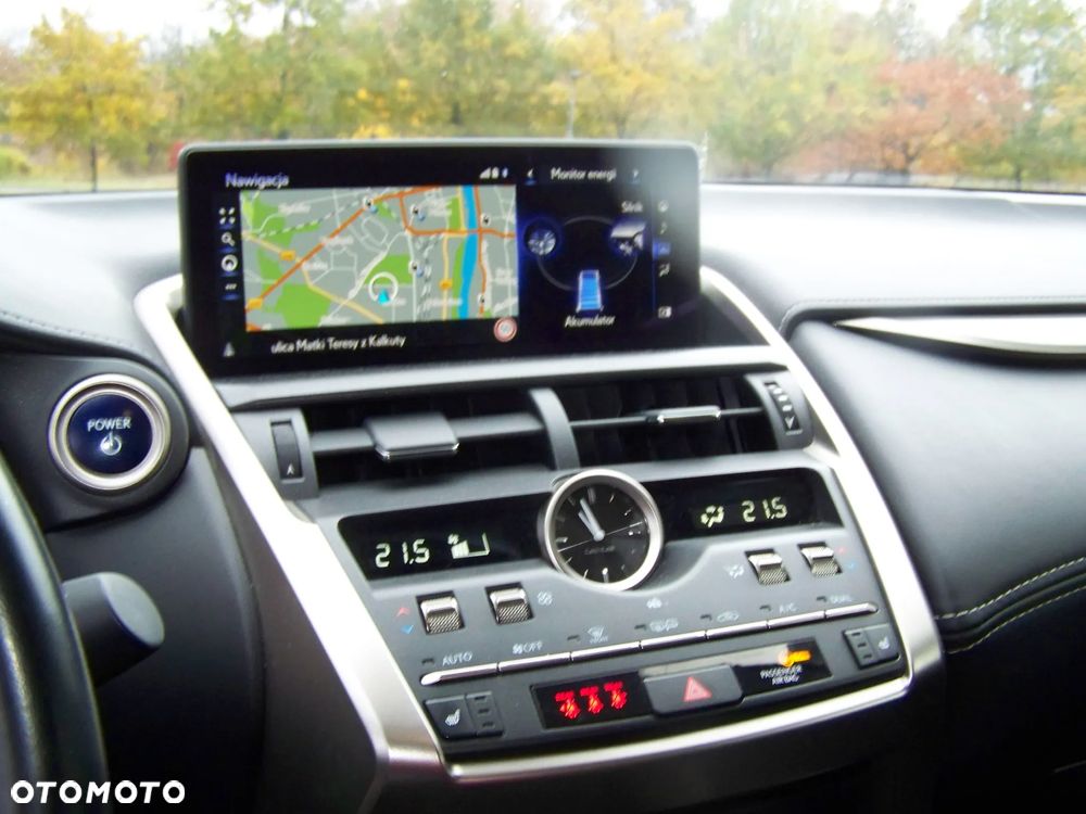 Lexus NX 300h F Impression AWD - 12