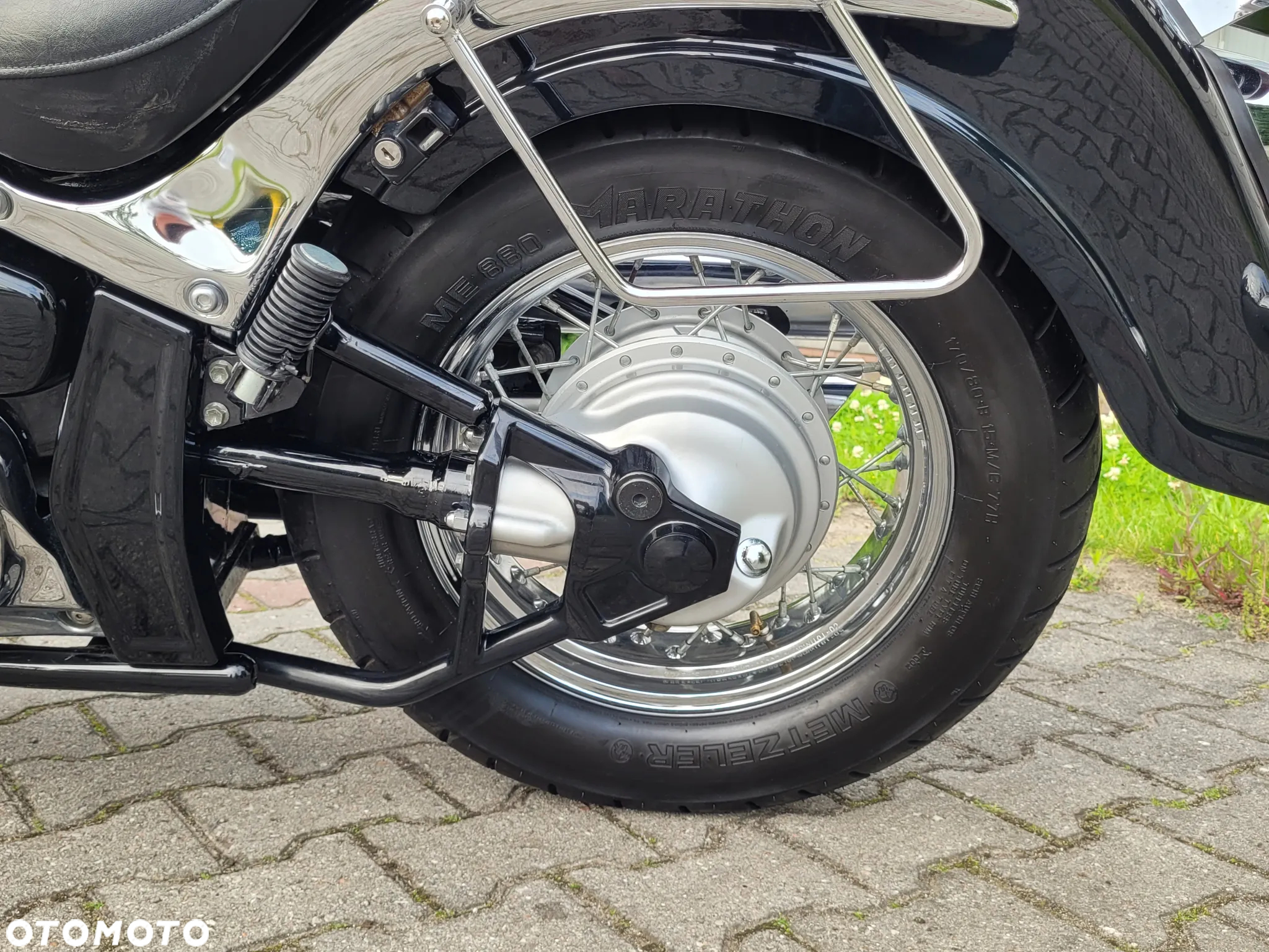 Suzuki VL 800 Volusia - 12