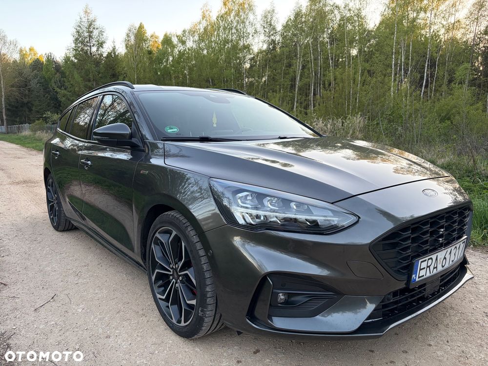 Ford Focus 1.5 EcoBoost STart-Stopp-System ST-LINE - 2