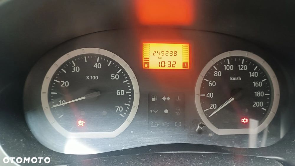 Dacia Logan MCV 1.6 Laureate - 8