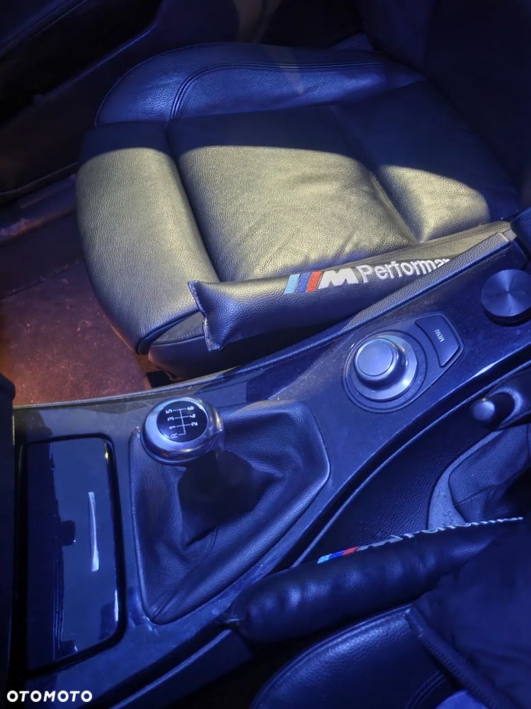 BMW Seria 3 325i - 8