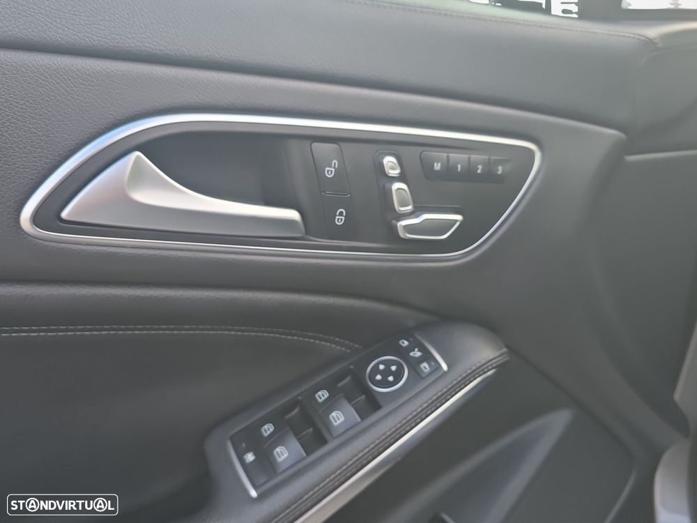 Mercedes-Benz CLA 45 AMG - 13