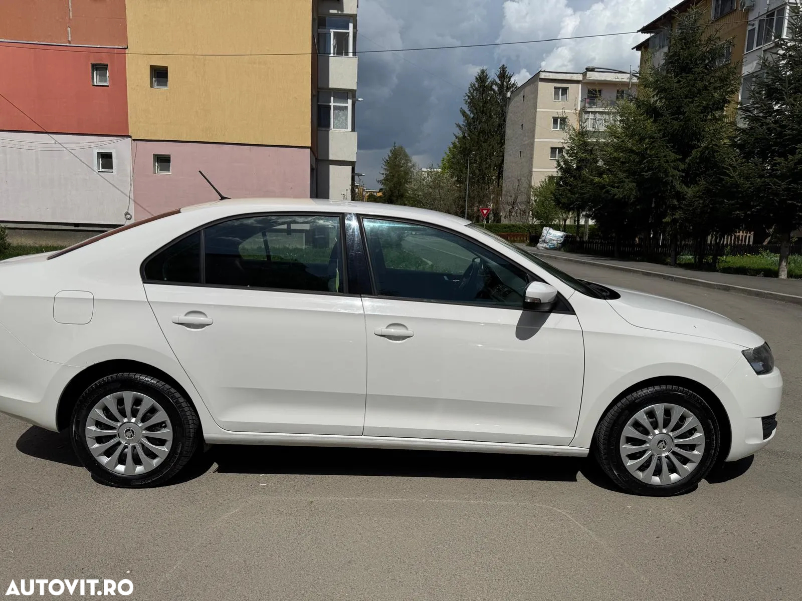 Skoda RAPID 1.4 TDI Ambition - 4