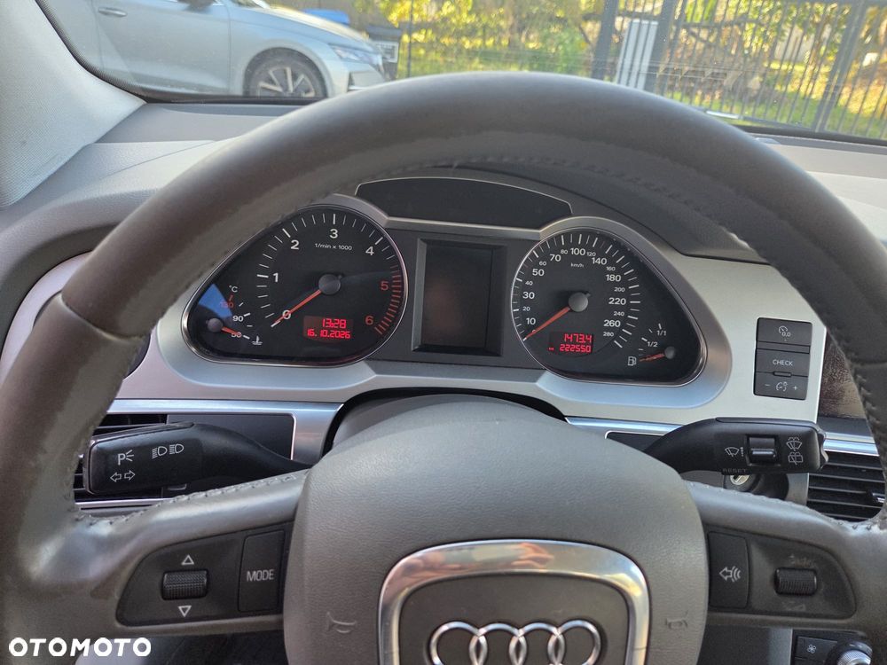 Audi A6 Avant 2.0 TDI - 11