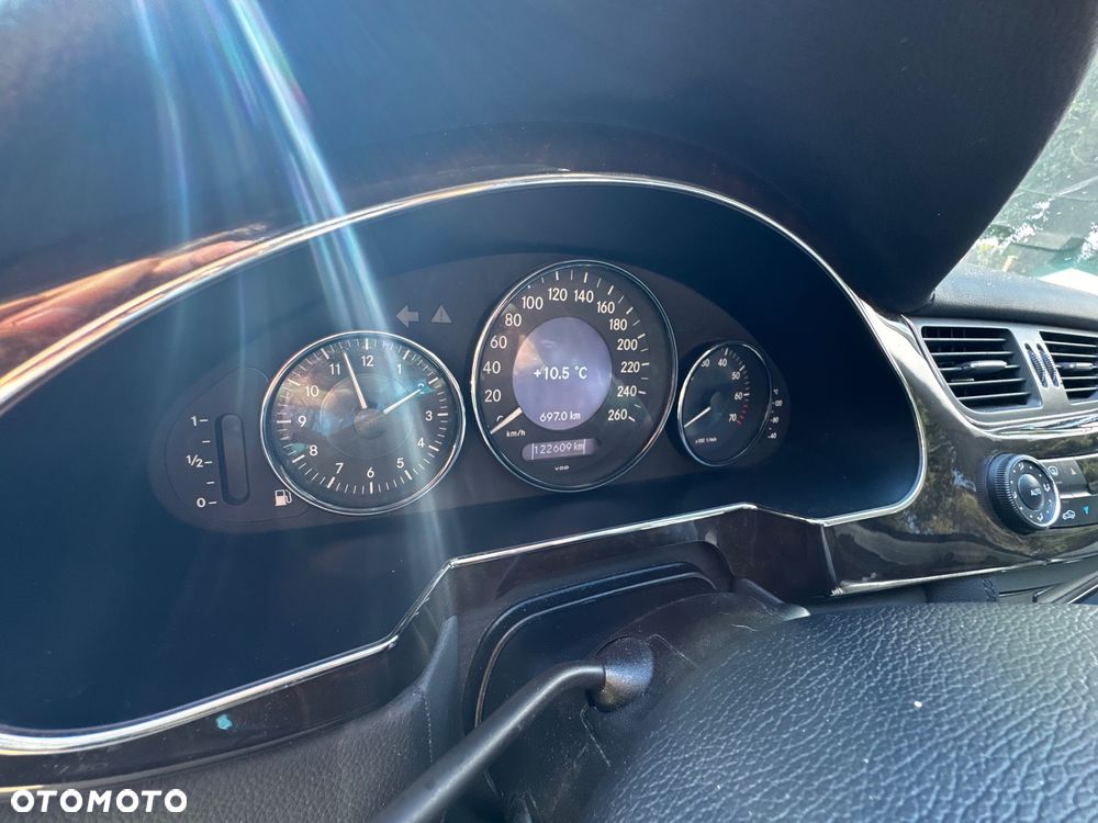 Mercedes-Benz CLS 500 - 11