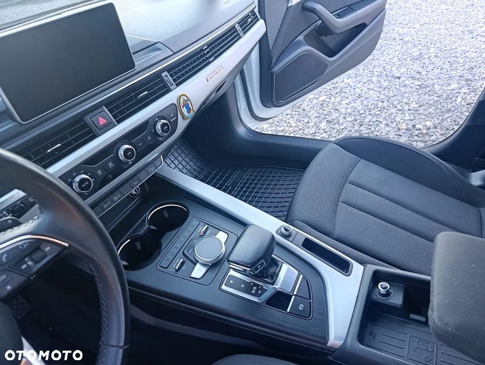 Audi A4 Allroad - 16