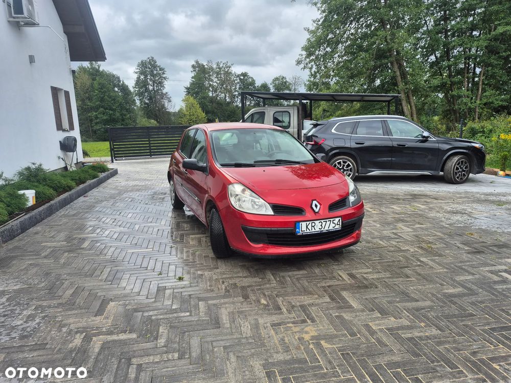 Renault Clio 1.4 16V Dynamique - 1