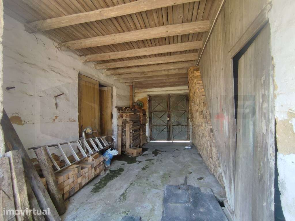 Moradia térrea para restauro - ás portas da cidade Aveiro - Grande imagem: 5/31