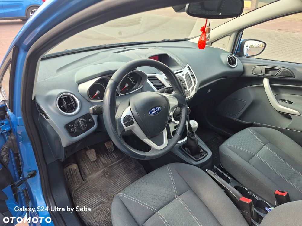 Ford Fiesta 1.4 Champions Edition - 7