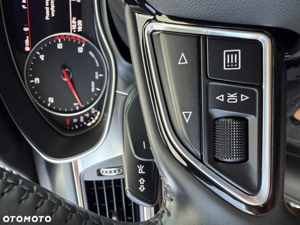 Audi A6 Avant 2.0 TDI quattro S tronic - 13