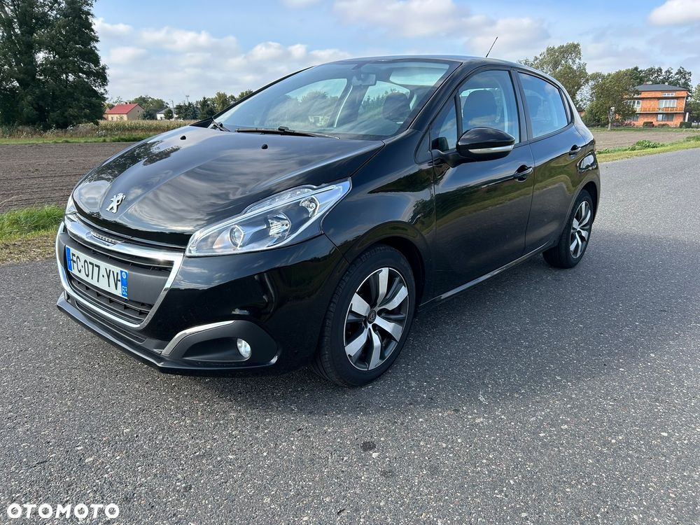 Peugeot 208 1.5 BlueHDi Allure S&S - 17