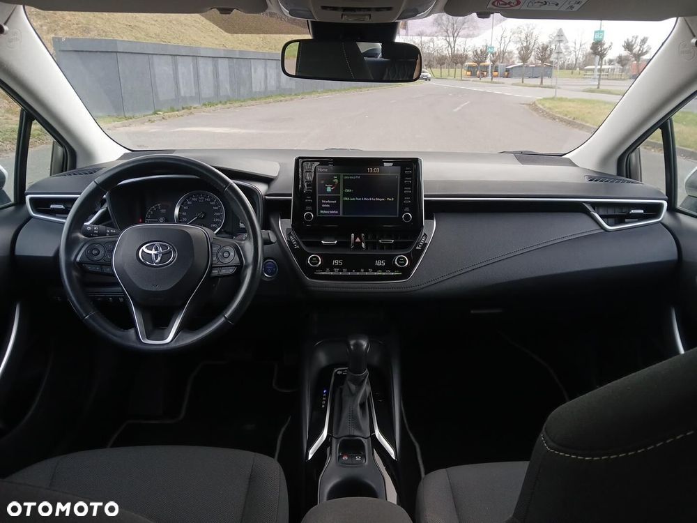 Toyota Corolla 1.8 Hybrid Comfort - 22