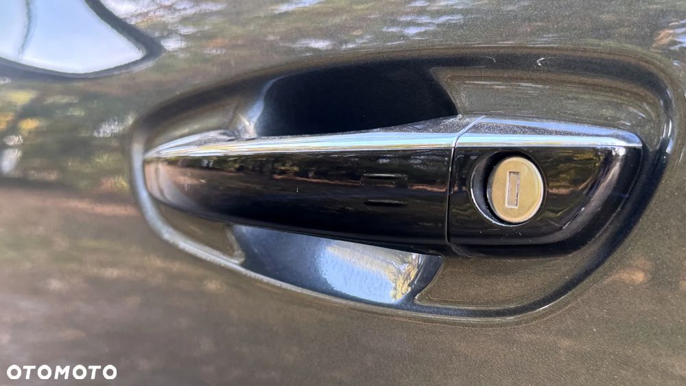 Citroën C4 Picasso e-HDi 115 ETG6 Exclusive - 22