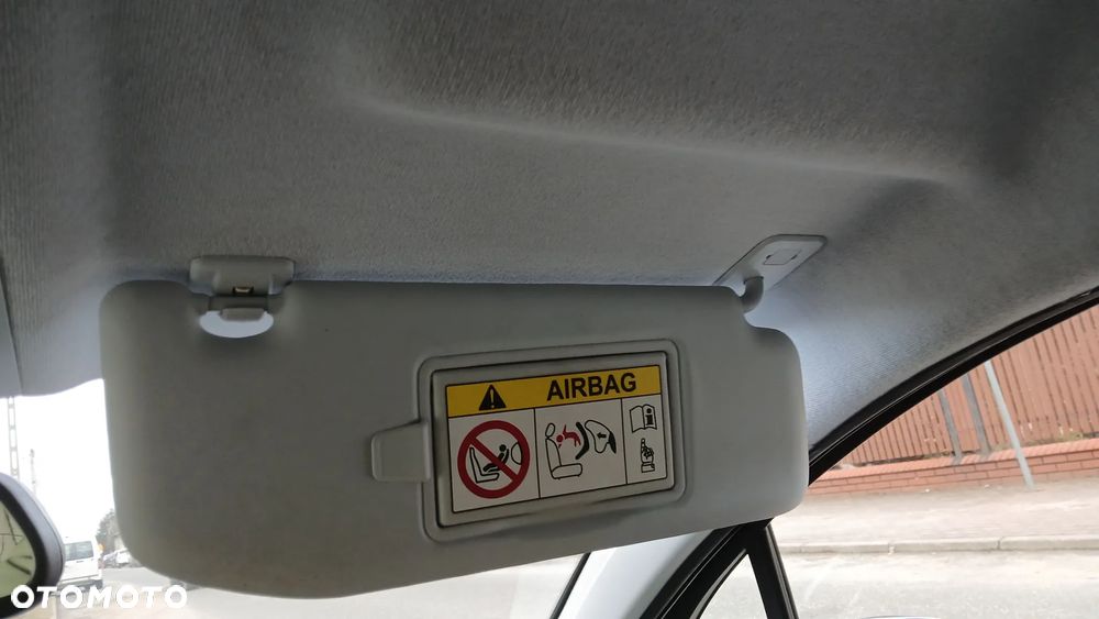 Peugeot 208 Blue-HDi 100 Stop&Start Allure - 23