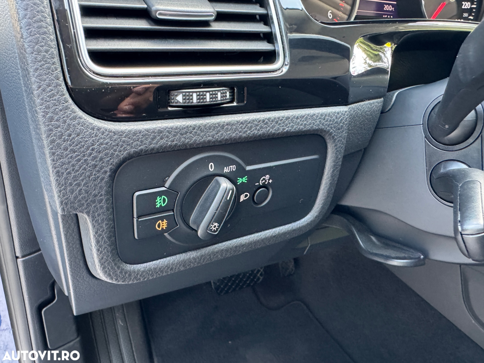 Volkswagen Touareg - 10