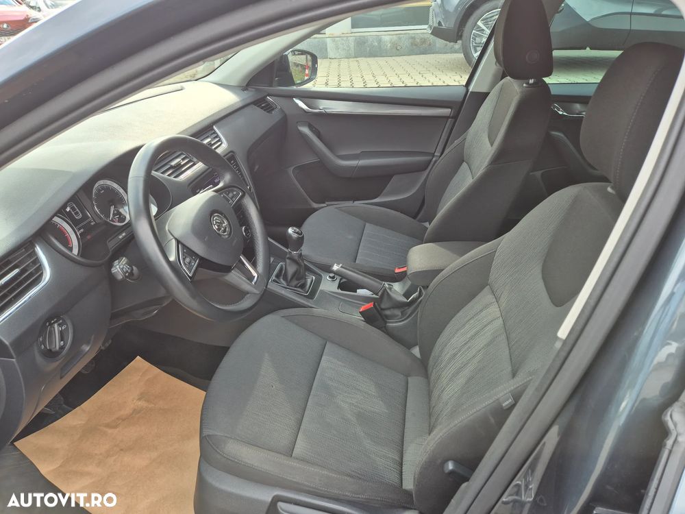Skoda Octavia - 11