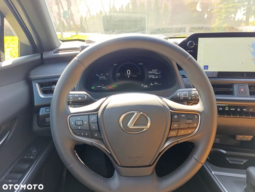 Lexus UX 300h Executive Line - 14