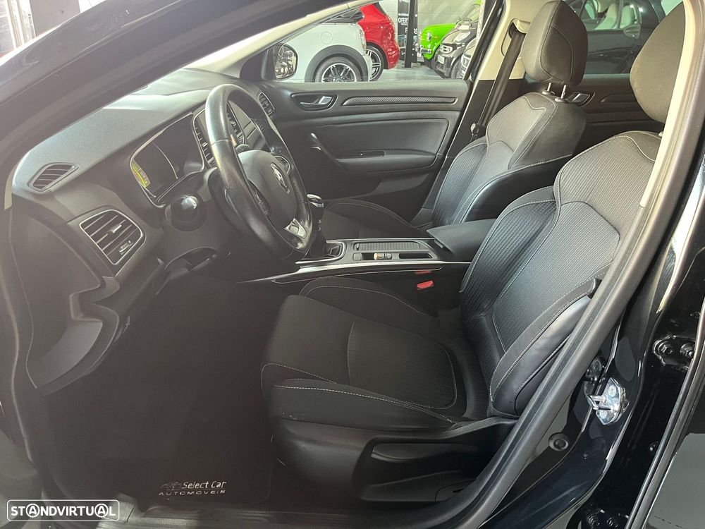 Renault Mégane 1.5 dCi Limited SS - 11