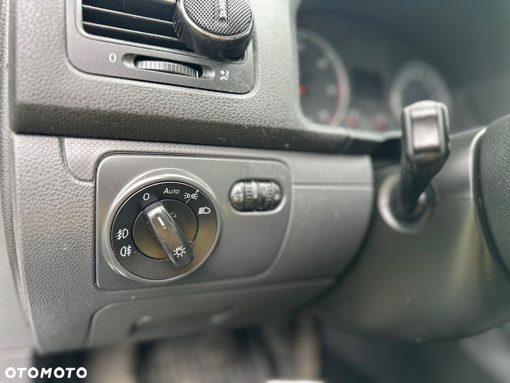 Volkswagen Golf V 1.9 TDI Comfortline - 16