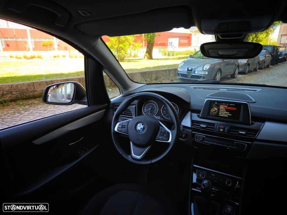 BMW 216 Active Tourer d - 18