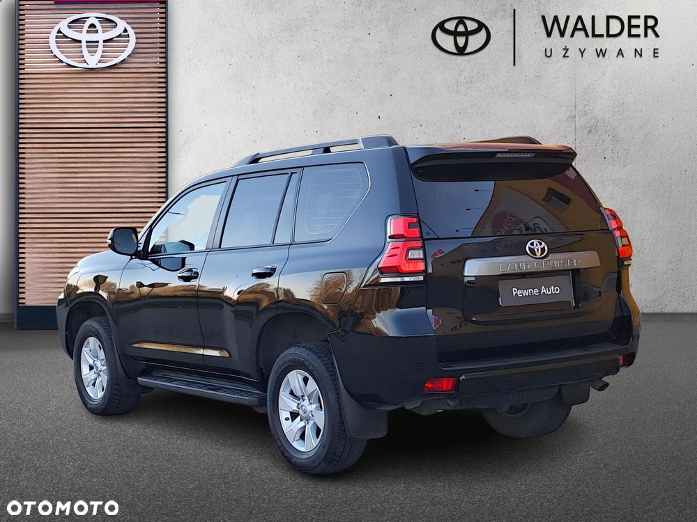 Toyota Land Cruiser LC 2.8 D-4D Prado - 3