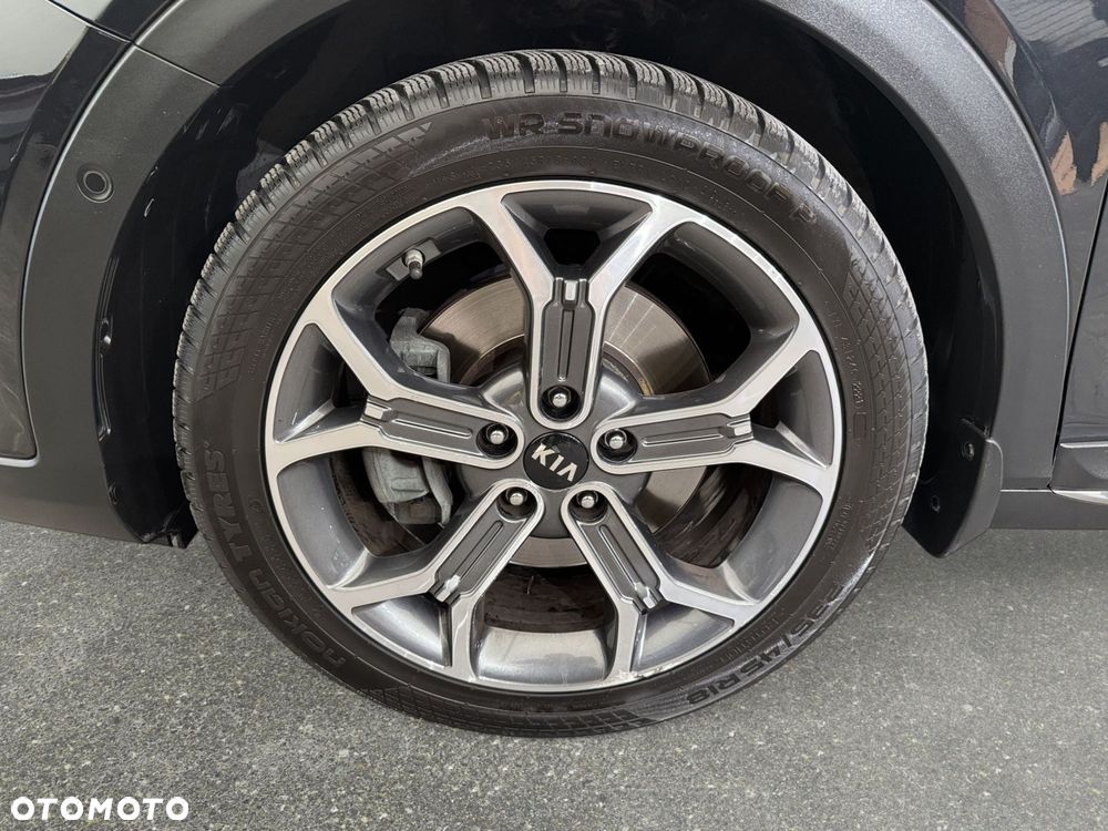 Kia XCeed - 11
