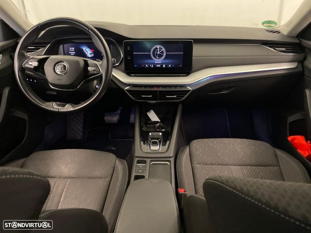 Skoda Octavia Break 2.0 TDI DSG First Edition - 11