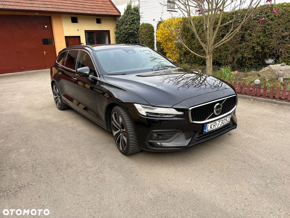 Volvo V60 B4 D Momentum Core - 4