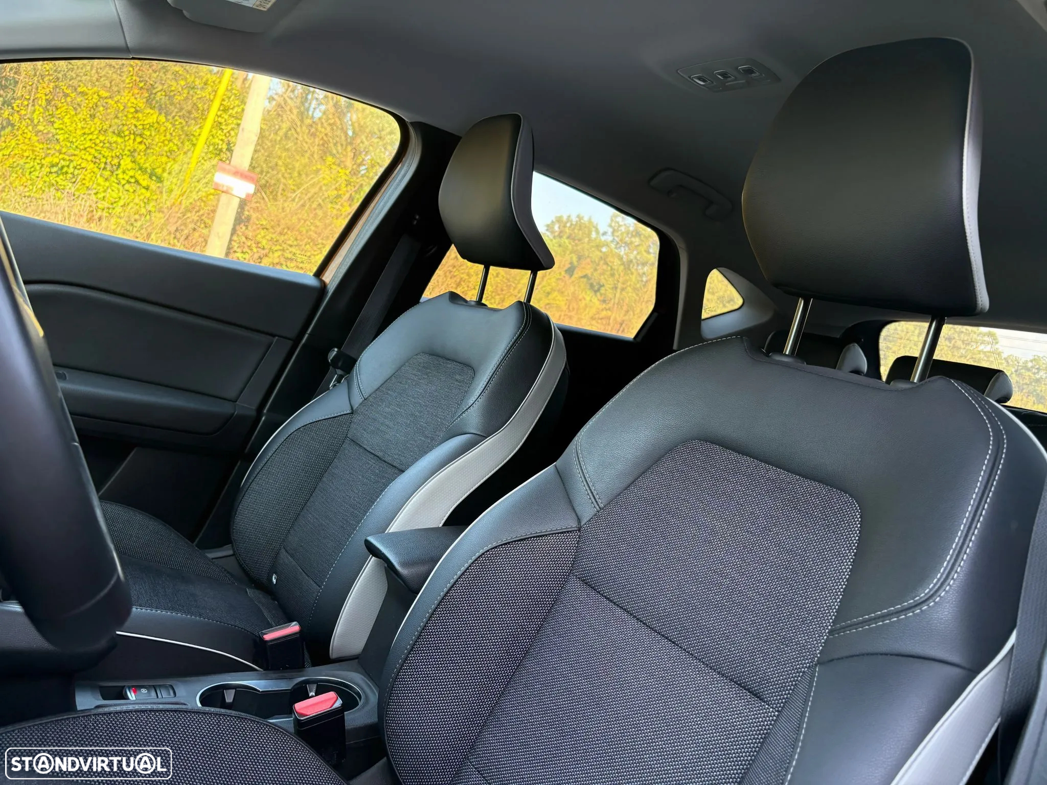 Renault Captur 1.0 TCe Exclusive Bi-Fuel - 6