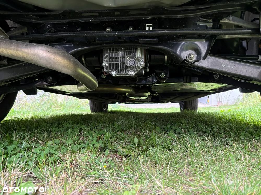 Subaru Outback 2.5i Platinum (EyeSight) Lineartronic - 16