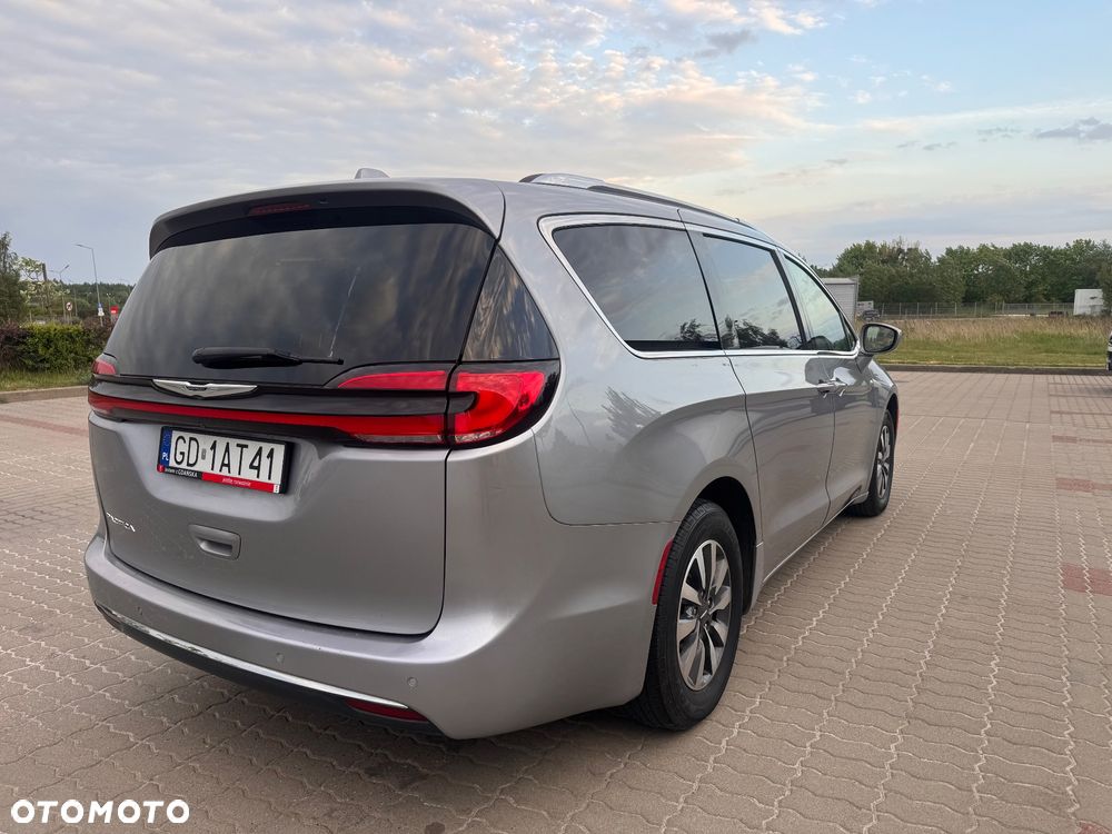 Chrysler Pacifica - 7