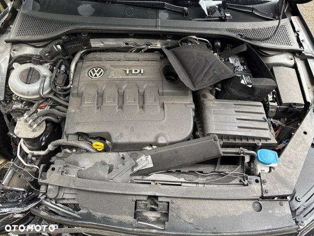 Volkswagen Passat Variant 2.0 TDI BMT 4Mot Highline DSG - 6