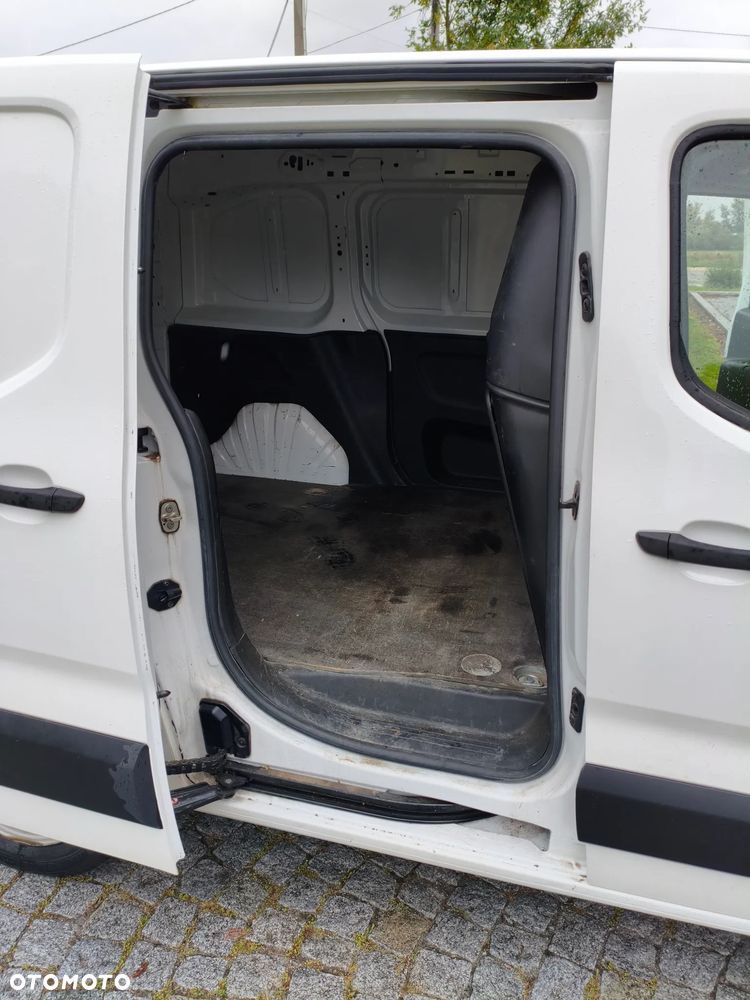 Toyota Proace City - 18