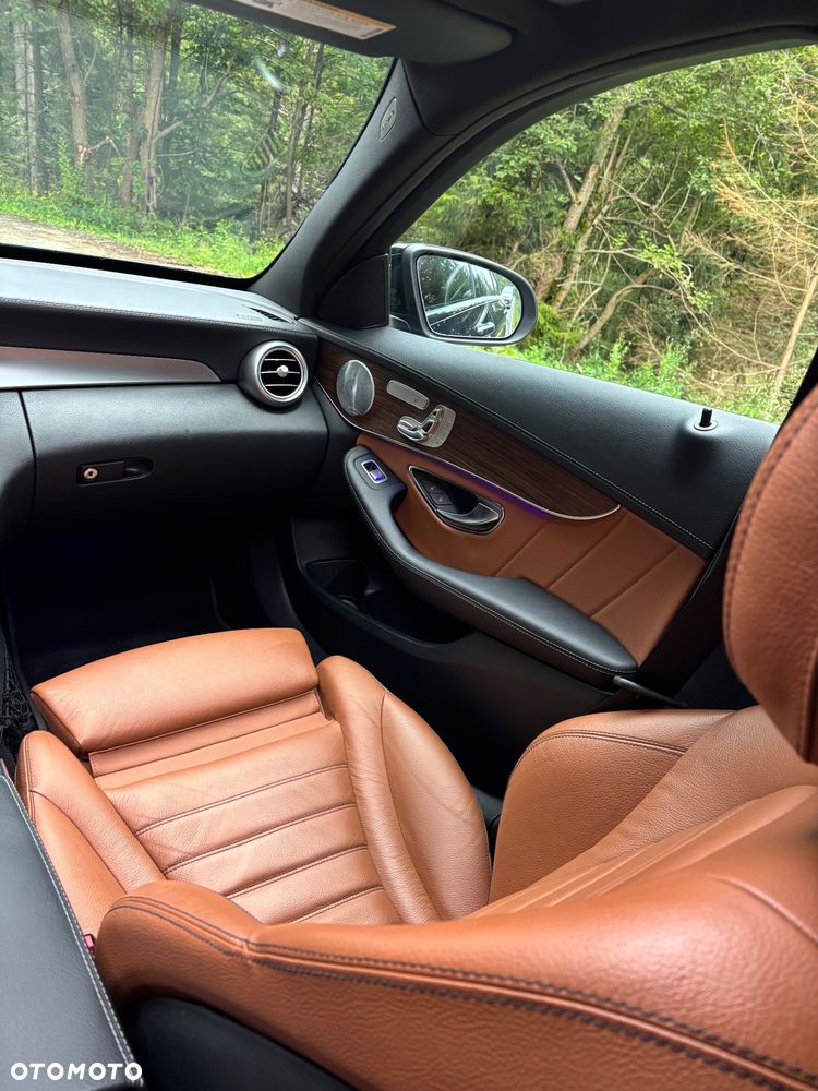 Mercedes-Benz Klasa C 43 AMG 4MATIC - 29