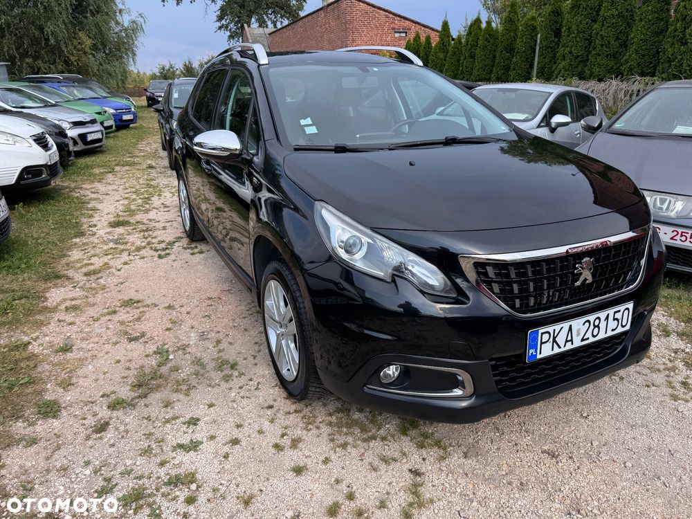 Peugeot 2008 1.2 Pure Tech Style S&S - 2